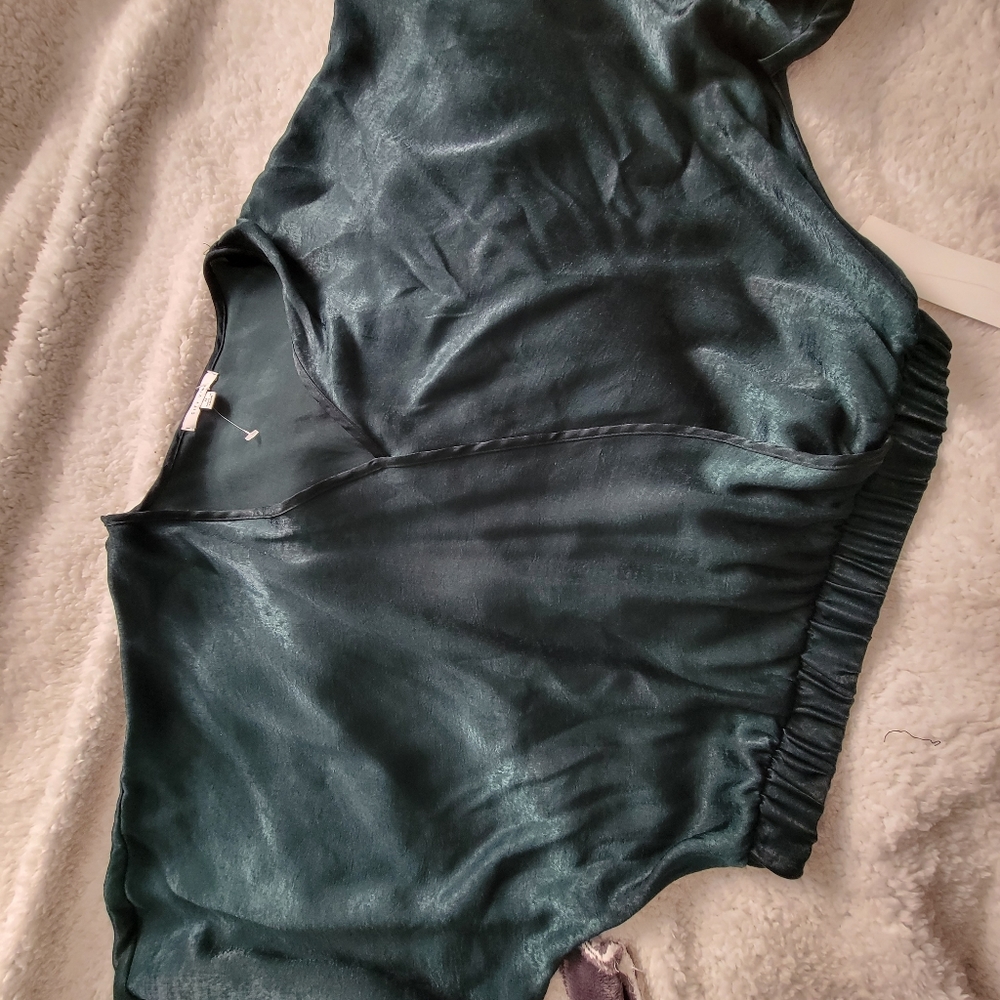 Parachute crop shirt